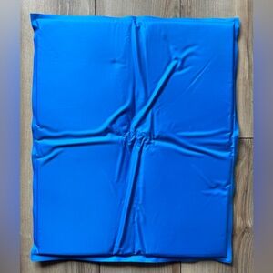 NWOT Dog Cooling Mat